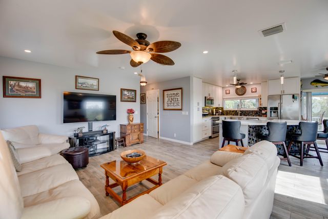 421 Ixora Drive, Big Pine Key, FL 33043