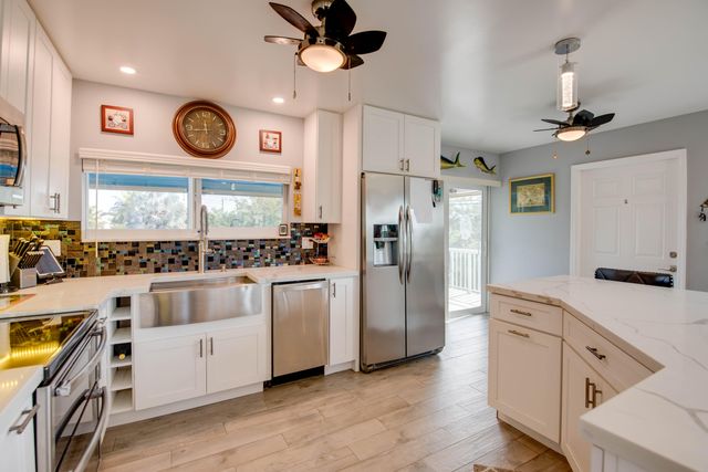 421 Ixora Drive, Big Pine Key, FL 33043