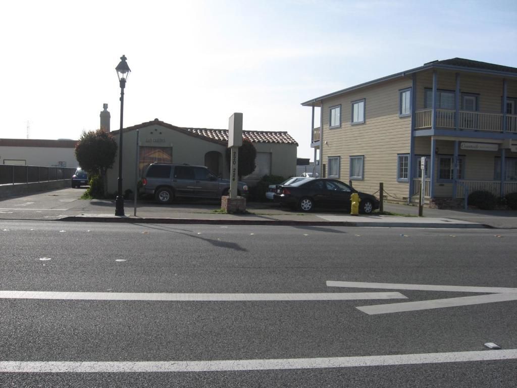Image 2 of property listing at 220 Main Street, Half Moon Bay, CA 94019