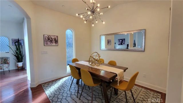 3015 Hollyridge, Los Angeles, CA 90068