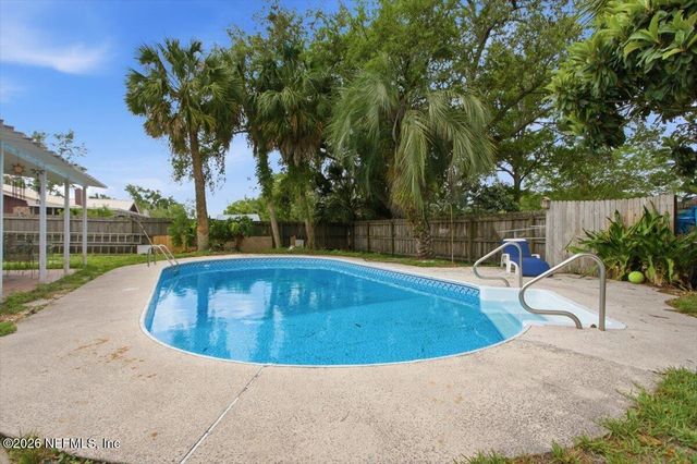 572 JOHN HANCOCK Street, Orange Park, FL 32073