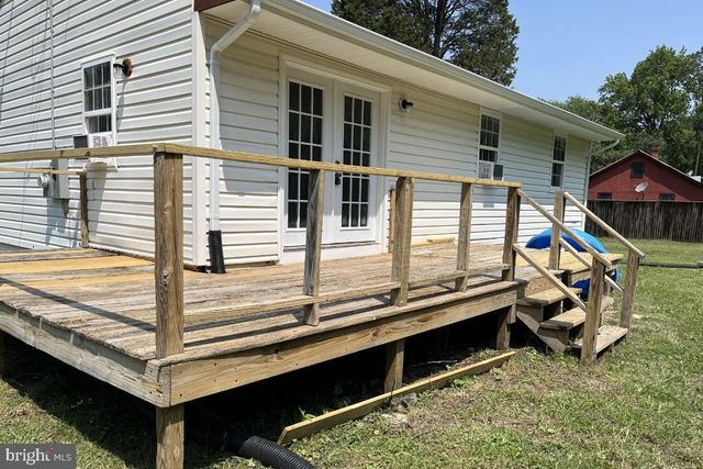 15644 ROCK POINT RD, Newburg, MD 20664
