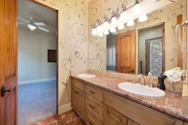 3611 Clover Valley Rd, Rocklin, CA 95677