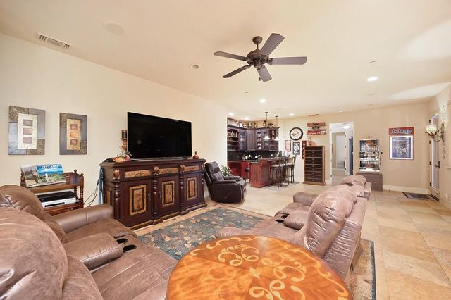 3611 Clover Valley Rd, Rocklin, CA 95677
