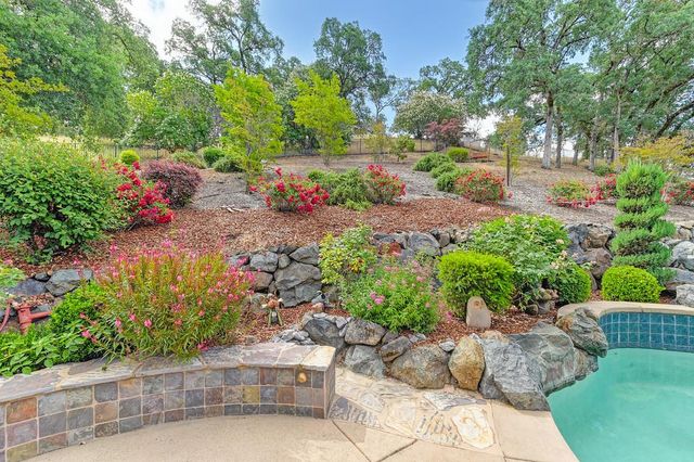 3611 Clover Valley Rd, Rocklin, CA 95677