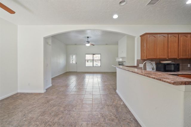 22981 Henson Road, Montgomery, TX 77356