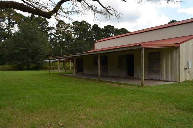 22981 Henson Road, Montgomery, TX 77356