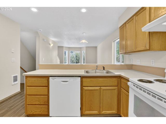4854 Sw 150TH Pl, Beaverton, OR 97007