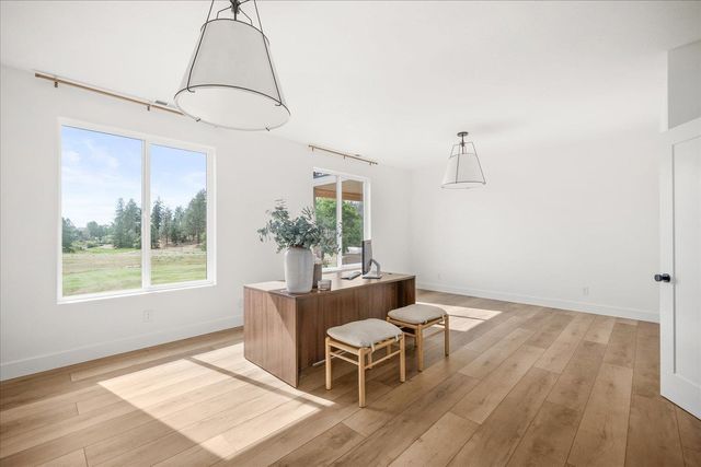 821 S Steen Rd, Spokane Valley, WA 99037