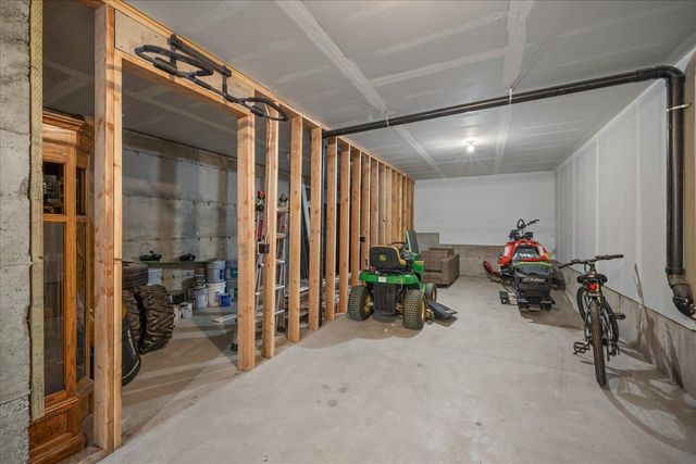 821 S Steen Rd, Spokane Valley, WA 99037