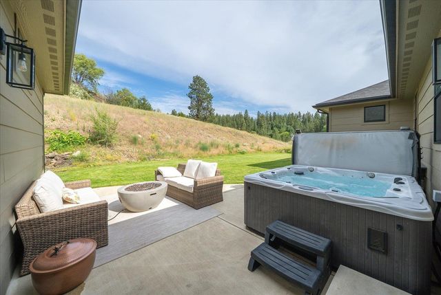 821 S Steen Rd, Spokane Valley, WA 99037