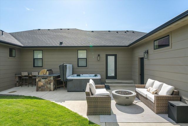 821 S Steen Rd, Spokane Valley, WA 99037
