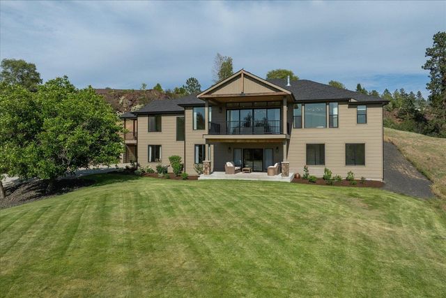 821 S Steen Rd, Spokane Valley, WA 99037