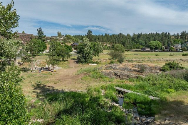 821 S Steen Rd, Spokane Valley, WA 99037