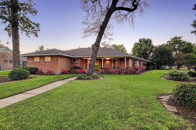 8002 Glen Valley Drive, Houston, TX 77061