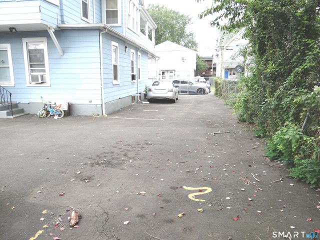 64 Adams Street, Bridgeport, CT 06607