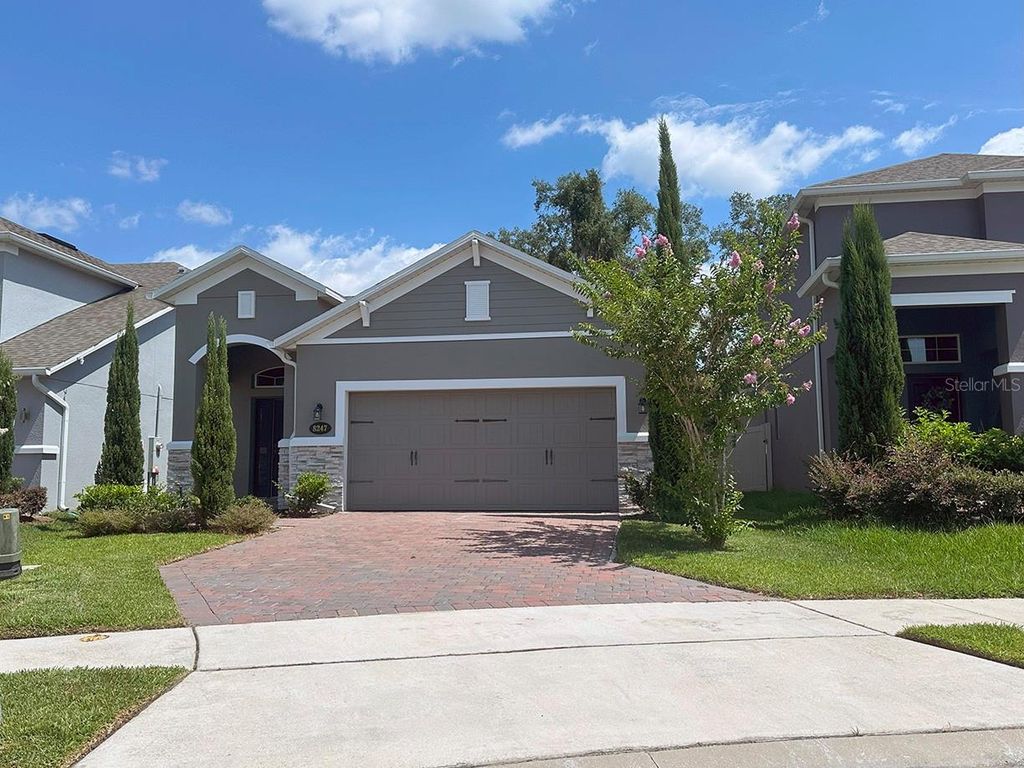 8247 BAYLISS COURT, Orlando, FL 32825