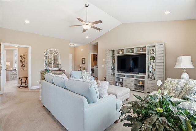 126 Alberta Circle, Piedmont, SC 29673