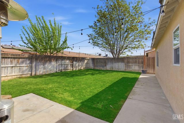 5500 Baja Drive, Bakersfield, CA 93307