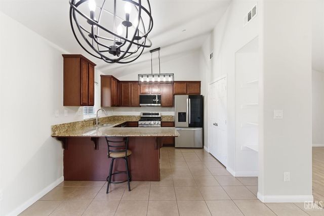 5500 Baja Drive, Bakersfield, CA 93307