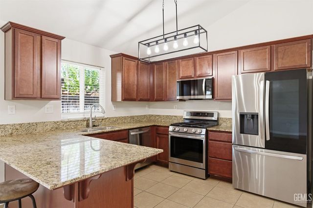 5500 Baja Drive, Bakersfield, CA 93307