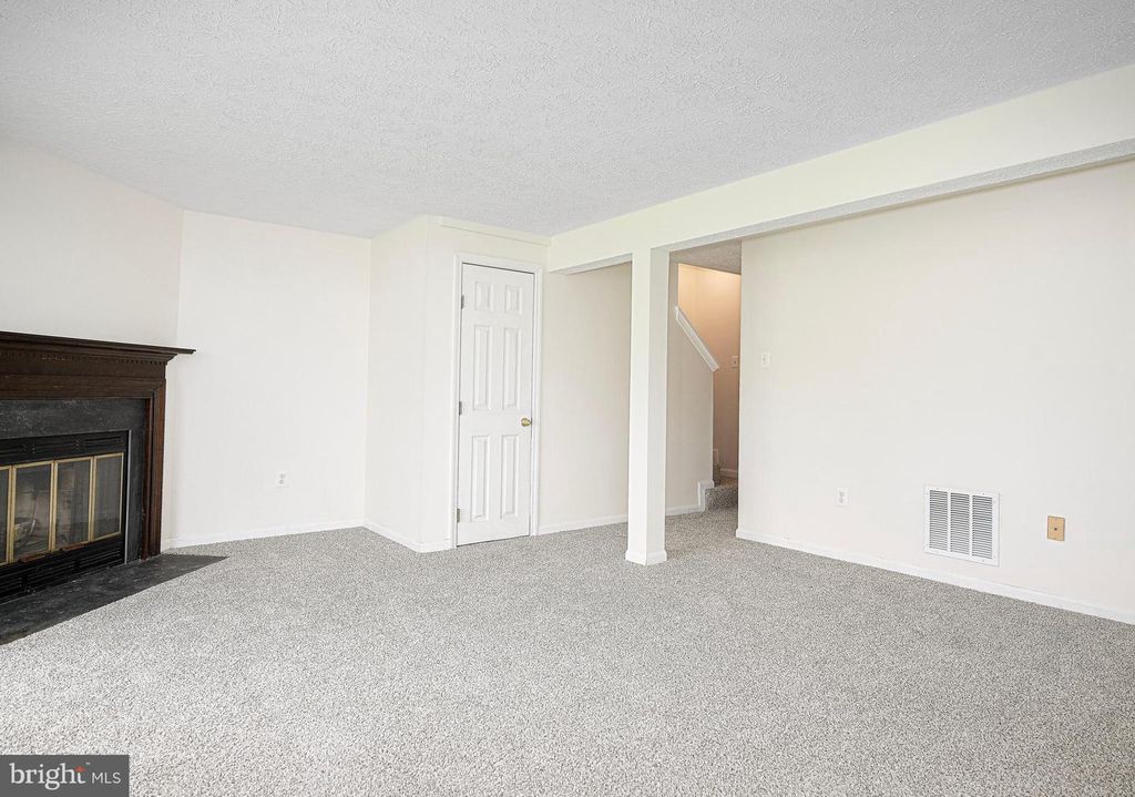 Image 18 of property listing at 1219 VALLEY LEAF CT, Edgewood, MD 21040