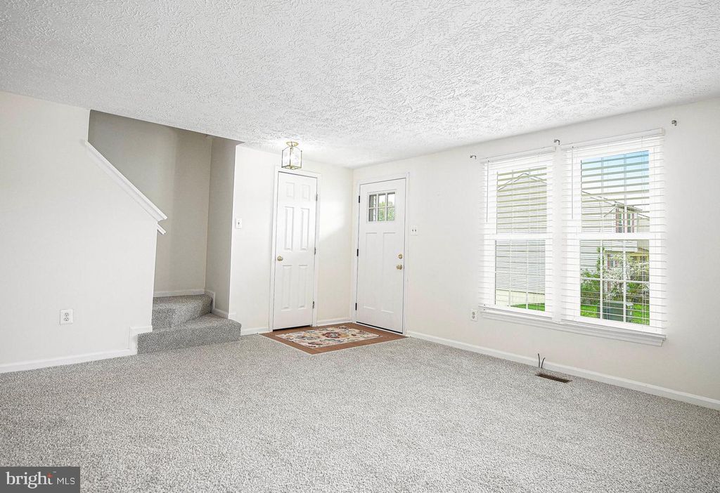 Image 5 of property listing at 1219 VALLEY LEAF CT, Edgewood, MD 21040