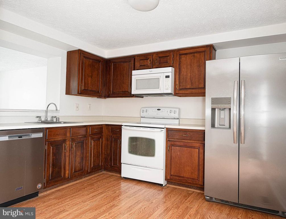 Image 9 of property listing at 1219 VALLEY LEAF CT, Edgewood, MD 21040