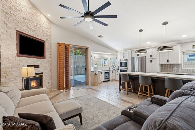 12491 N Forest Lake Way, Oro Valley, AZ 85755