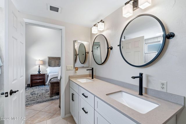 12491 N Forest Lake Way, Oro Valley, AZ 85755