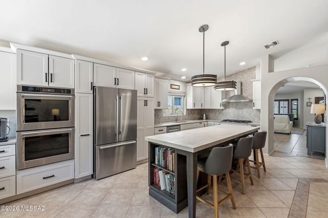 12491 N Forest Lake Way, Oro Valley, AZ 85755