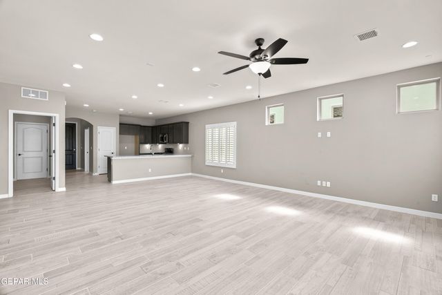 15232 Endurance Avenue, El Paso, TX 79938