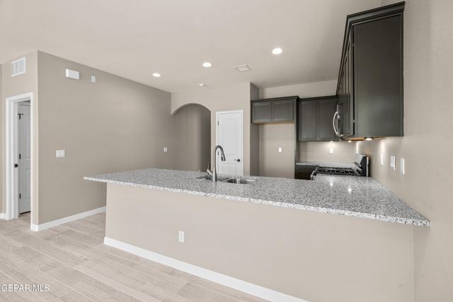 15232 Endurance Avenue, El Paso, TX 79938