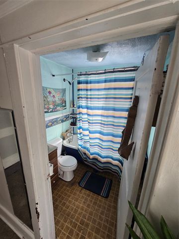 1131 W 11TH Street, Erie, PA 16502