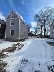 1131 W 11TH Street, Erie, PA 16502