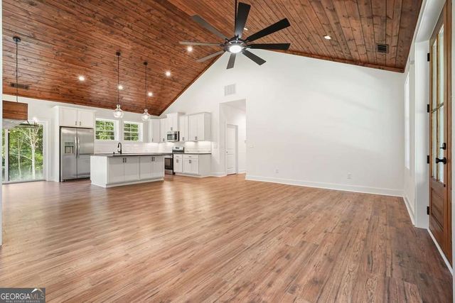 60 Dovetail Lane, Talking Rock, GA 30175