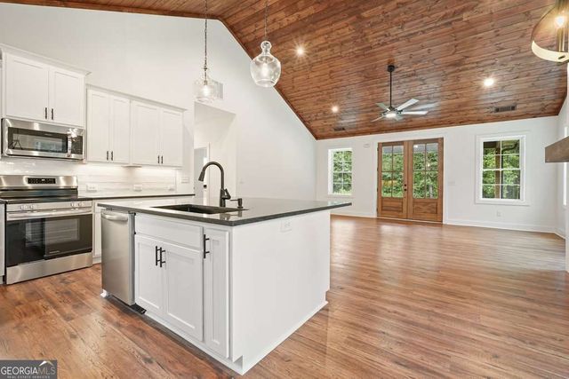 60 Dovetail Lane, Talking Rock, GA 30175