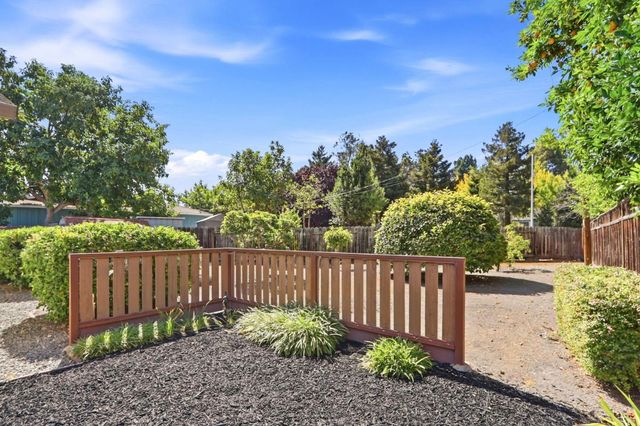 874 San Ardo Way, Mountain View, CA 94043