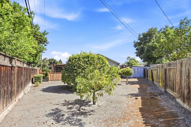 874 San Ardo Way, Mountain View, CA 94043