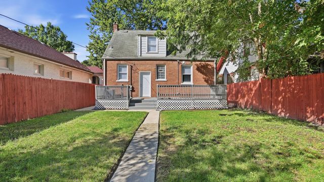 13819 S State Street, Riverdale, IL 60827