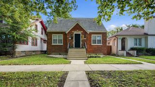 13819 S State Street, Riverdale, IL 60827