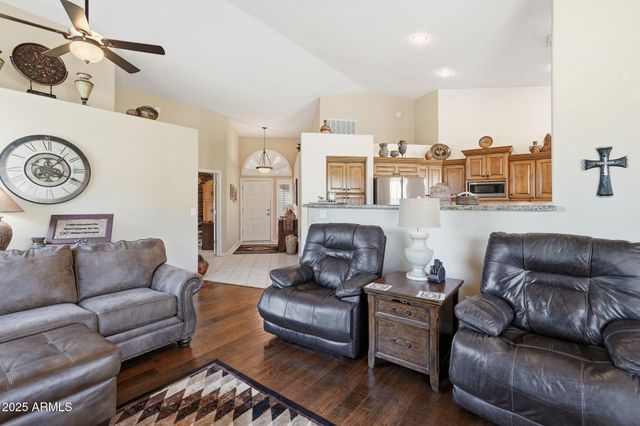 8060 E BIRDIE Lane, Gold Canyon, AZ 85118