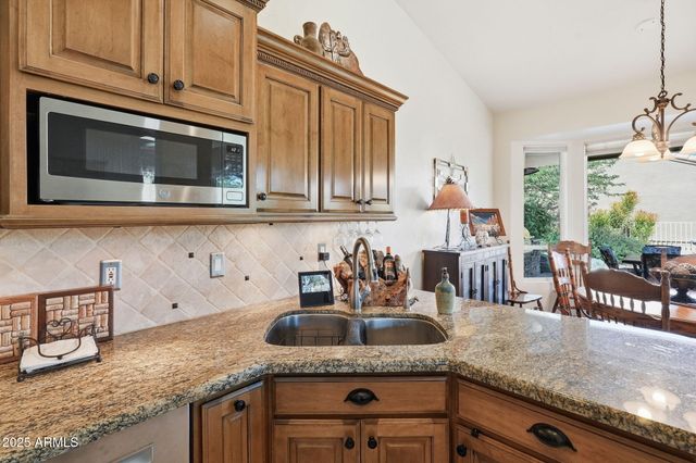 8060 E BIRDIE Lane, Gold Canyon, AZ 85118