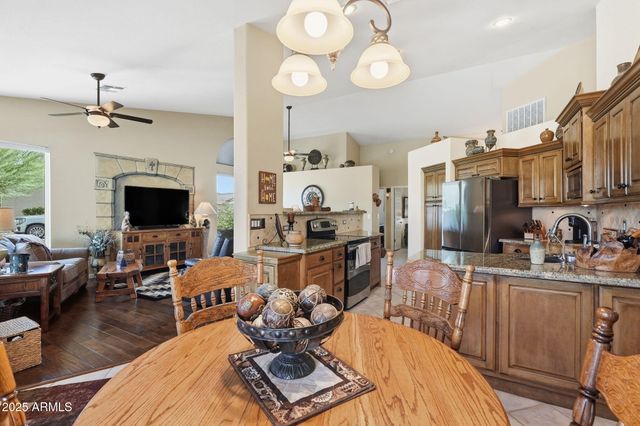 8060 E BIRDIE Lane, Gold Canyon, AZ 85118