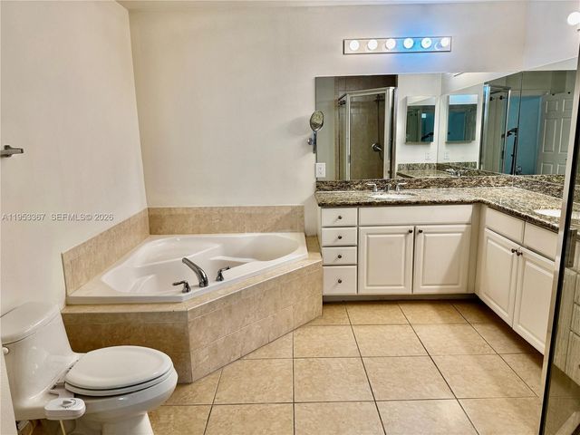 3001 NE 185th Street 514, Aventura, FL 33180