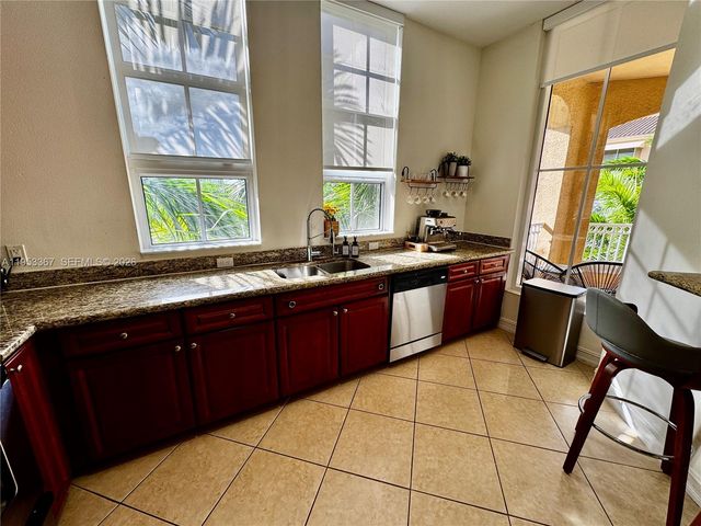 3001 NE 185th Street 514, Aventura, FL 33180