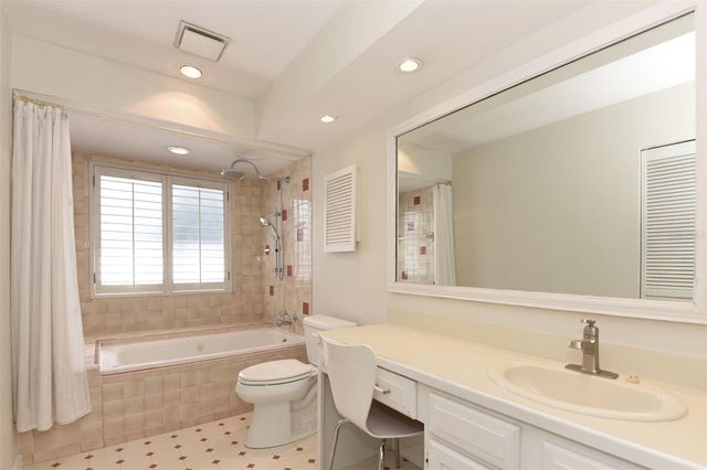 105 HORSESHOE TRAIL, Ormond Beach, FL 32174