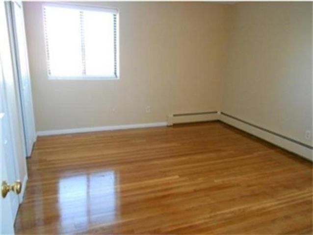 400 Savin Hill Ave. 9, Boston, MA 02125