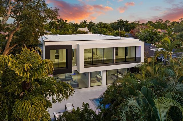 1640 WALDEMERE STREET, Sarasota, FL 34239