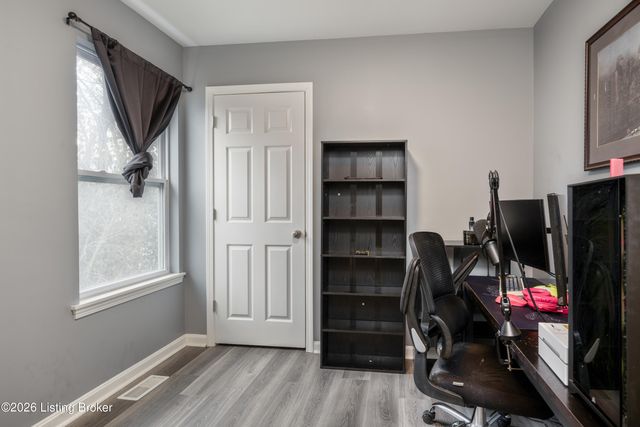 166 2nd Ave, Shepherdsville, KY 40165